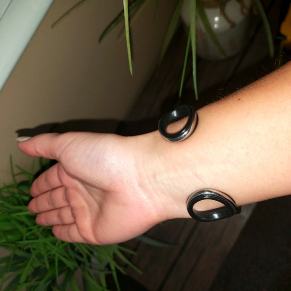 ❤Hairstylist Barber Scissors Cuff - Picture 6 of 7